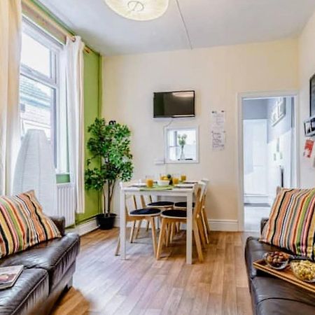 Gosford Apartment Ковентрі Екстер'єр фото